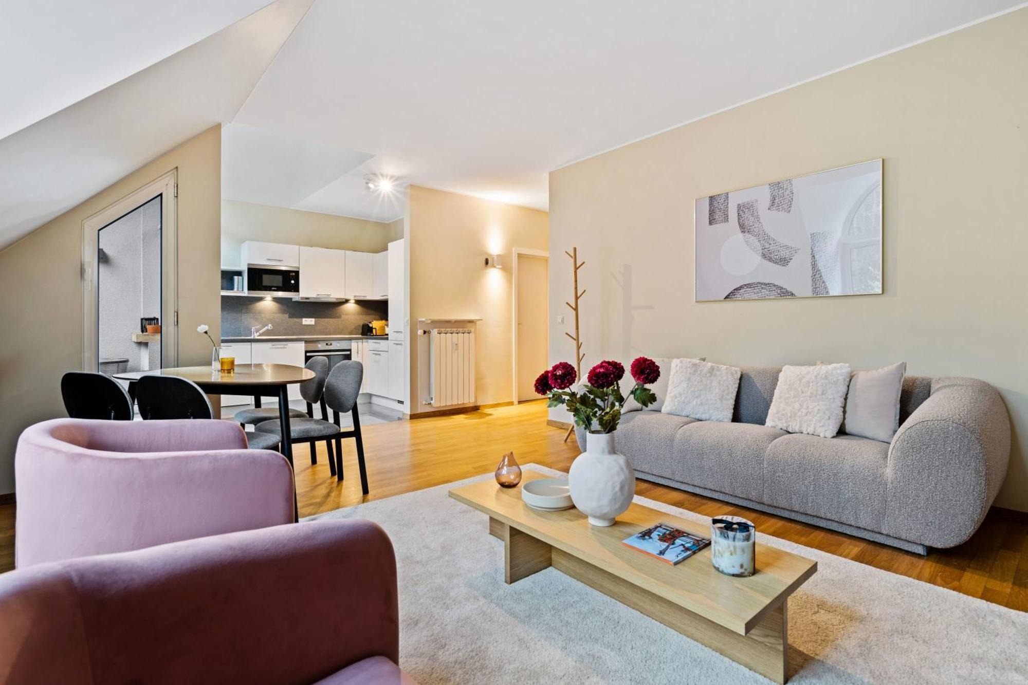Appartement Chic 2br In With Free Parking *